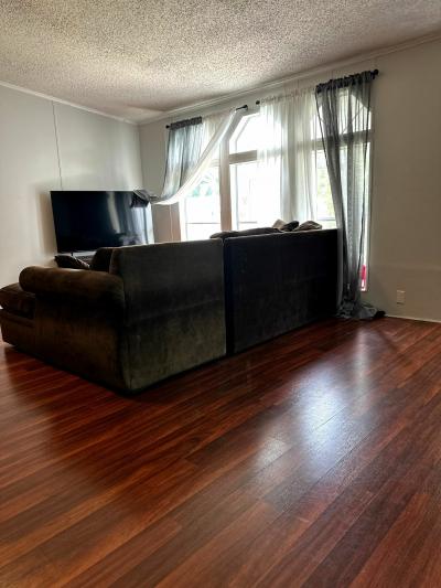 Photo 5 of 26 of home located at 1564 Barkwood Lane Orlando, FL 32828