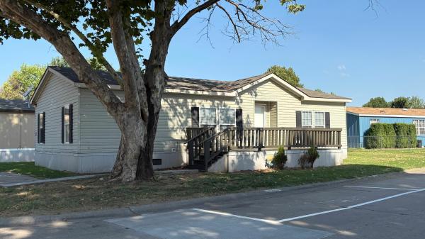 Photo 1 of 2 of home located at 9717 NW 10th Street #205 Oklahoma City, OK 73127