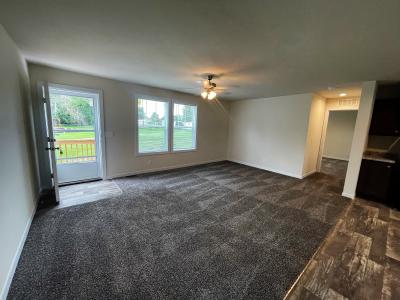 Photo 4 of 12 of home located at 4521 Whitson Ct Sterling Heights, MI 48310
