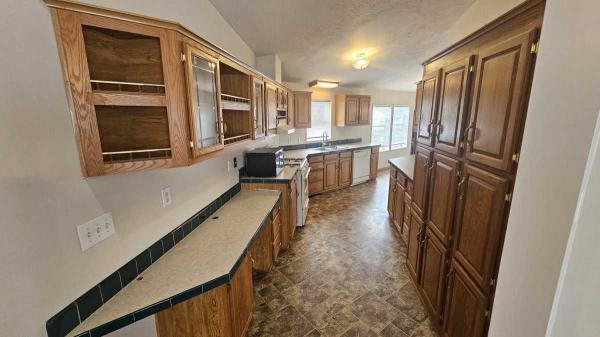 1996 Schult Manufactured Home