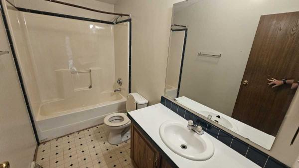 1996 Schult Manufactured Home