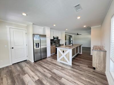 Photo 4 of 14 of home located at 1210 SE Hub Street Crystal River, FL 34429