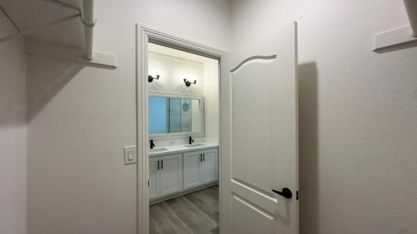 2025 Silvercrest KINGSBROOK  Home