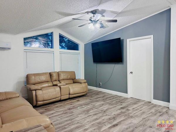 1997 OAKH Mobile Home For Sale