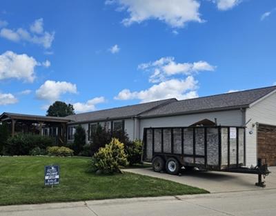 Photo 2 of 26 of home located at 274 Pine Lakes Dr W Lapeer, MI 48446