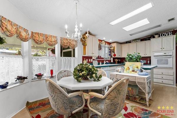 1999 Homes of Merit  Home