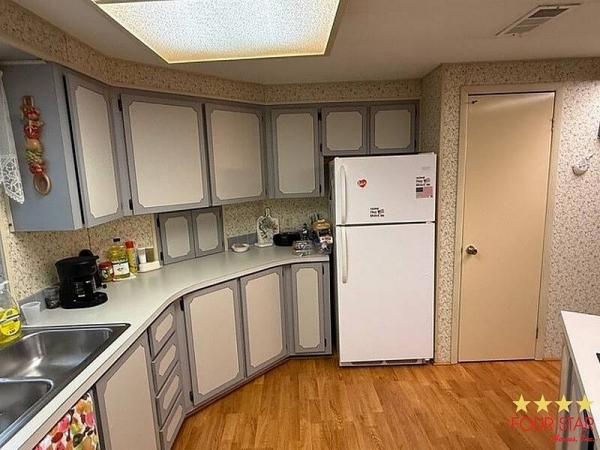 1985 CORO  Home