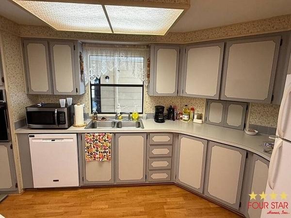 1985 CORO  Home