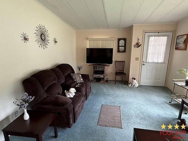 1985 CORO  Home