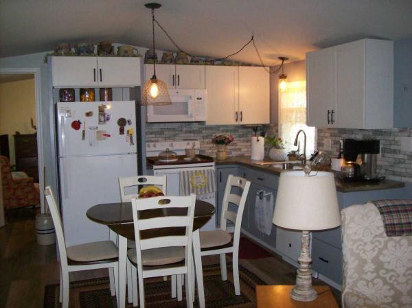 1992 Mobile Home