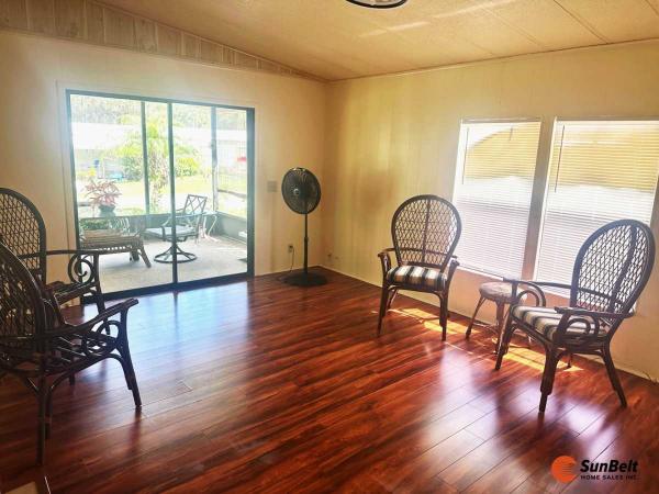 1984 BARR Manufactured Home