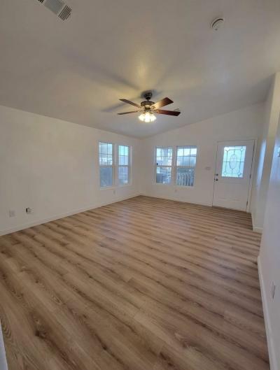 Photo 4 of 39 of home located at 1601 S Sandhill Las Vegas, NV 89104