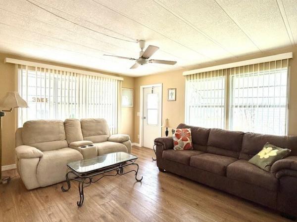1981 Devonshire HS Mobile Home