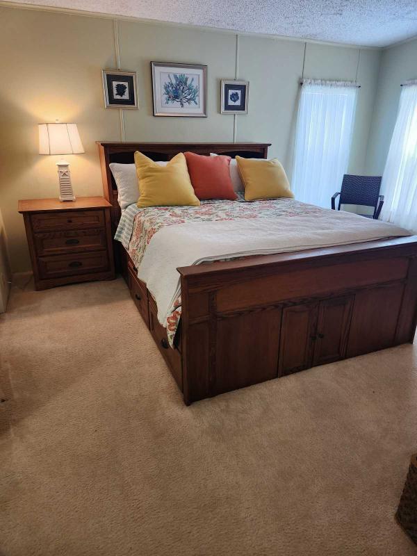 1990 MERIT Mobile Home