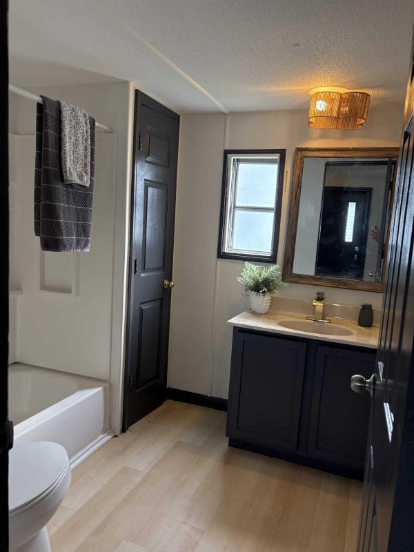 1982 Frontier Mobile Home