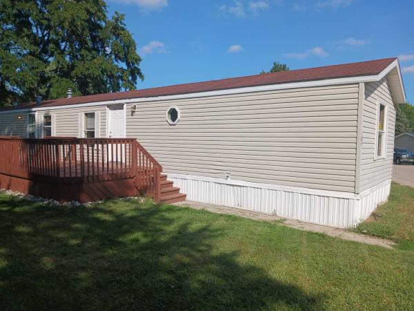 2002 SKyline Manufactured Home