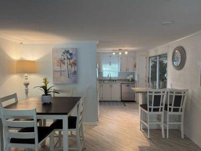 Photo 18 of 21 of home located at 5883 Danbury Lane Sarasota, FL 34233