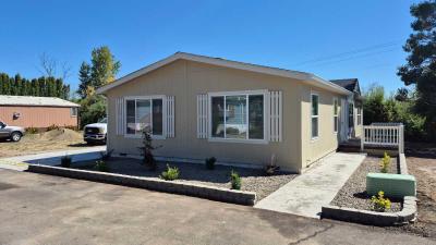 Photo 3 of 15 of home located at 3966 S. Pacific Hwy, #16 Medford, OR 97501