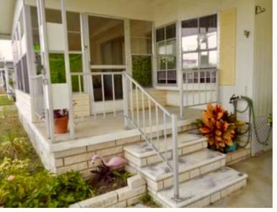 Photo 2 of 14 of home located at 6105 Biscaya Ave New Port Richey, FL 34653