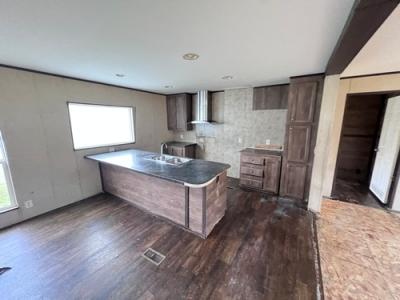 Photo 5 of 14 of home located at 11206 Gatlinburg Dr Tuscaloosa, AL 35404