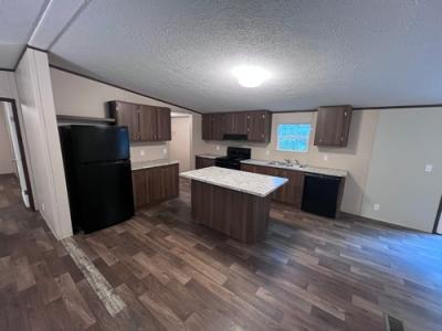 Photo 5 of 19 of home located at 12718 Shiras Dr Cottondale, AL 35453