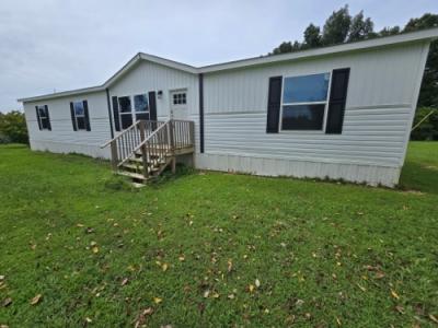 Photo 2 of 22 of home located at 117 Bee Gee Mcree Lndg Goodspring, TN 38460