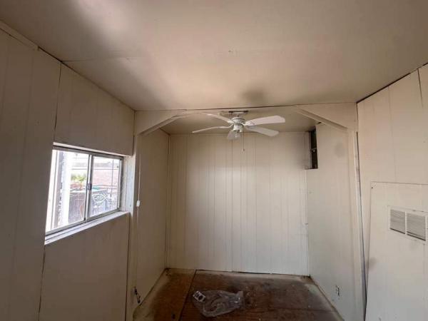 1974 Schult Manufactured Home