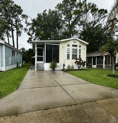 Photo 3 of 15 of home located at 7125 Fruitville Rd 1416 Sarasota, FL 34240