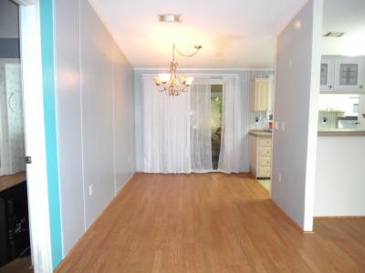 Photo 5 of 16 of home located at 532 Royal Caribbean Rd Davenport, FL 33897