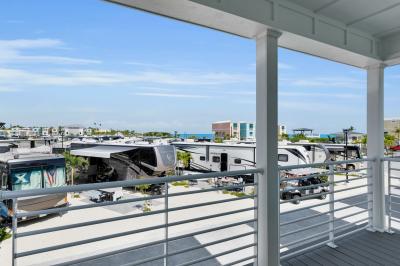 Photo 5 of 10 of home located at 157 Paradise Way Islamorada, FL 33036