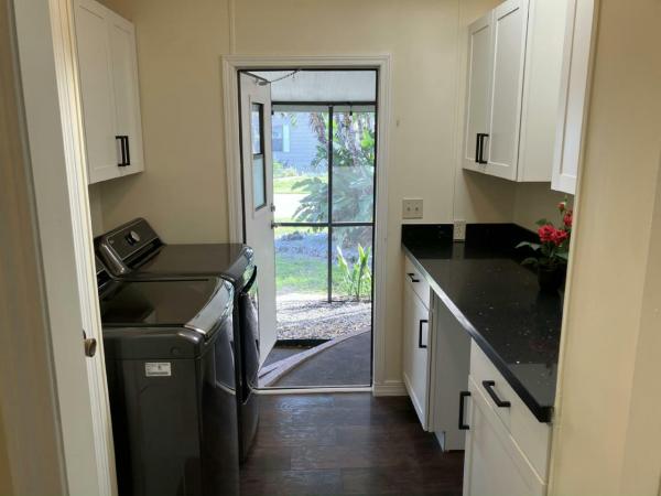 1987 Palm Harbor HS Manufactured Home