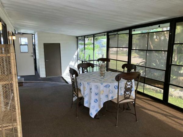 1987 Palm Harbor HS Manufactured Home
