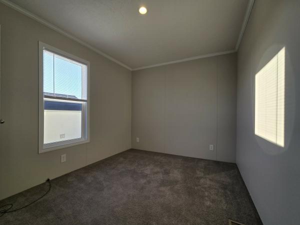 2021 Champion RFN2860903 Mobile Home