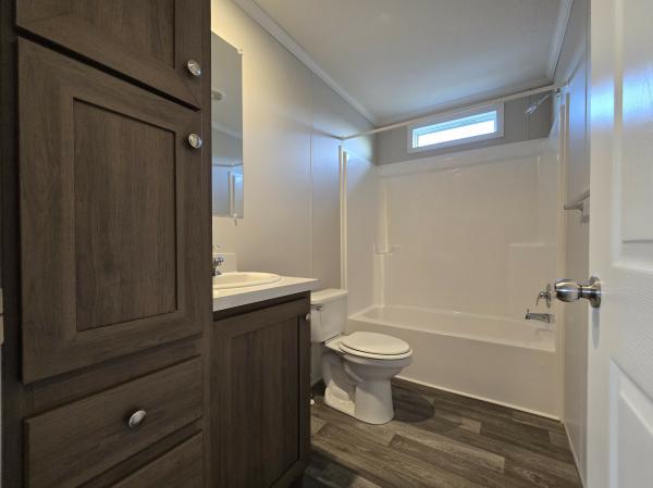 2021 Champion RFN2860903 Mobile Home