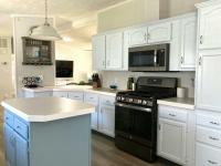 2000 Skyline Manufactured Home