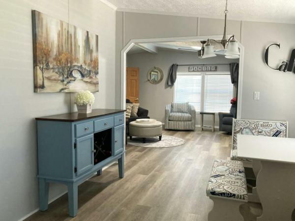 2000 Skyline Manufactured Home