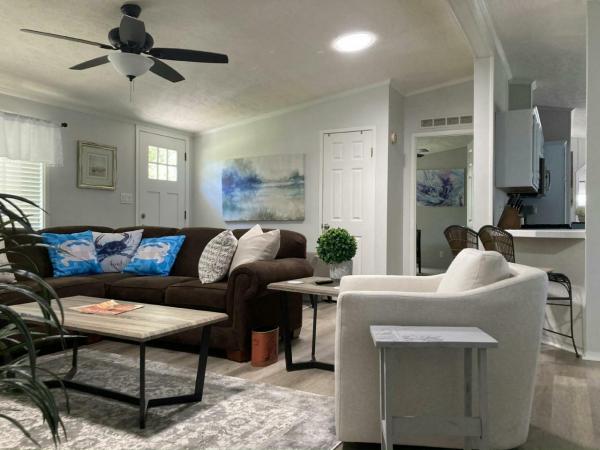 2000 Skyline Manufactured Home