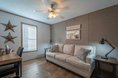 Photo 4 of 12 of home located at 7601 Daffan Lane #404 Austin, TX 78724