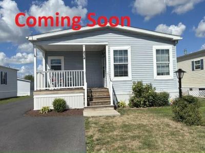 Photo 1 of 6 of home located at 834 Willowbrook Dr. Lockport, NY 14094