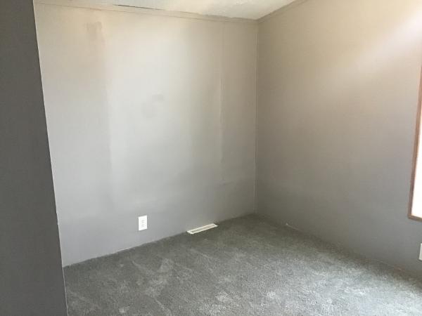 2000 WINLT Mobile Home