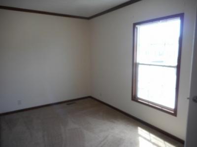 Photo 5 of 9 of home located at 969 State Route 28 #129 Milford, OH 45150