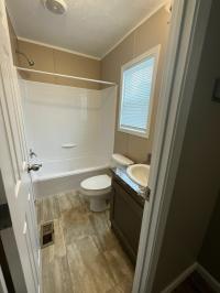 2018 Clayton Homes Inc Yes Mobile Home