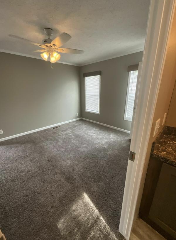 2018 Clayton Homes Inc Yes Mobile Home