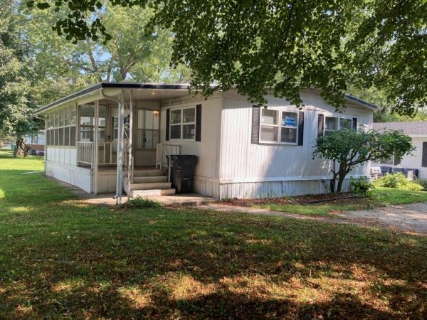 1972 Commodore Mobile Home For Sale