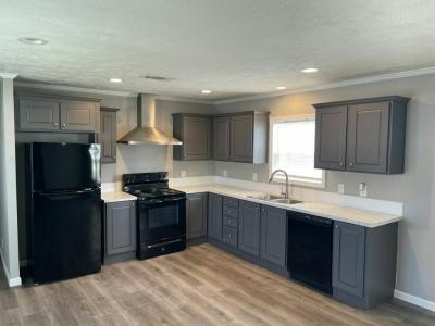 Photo 2 of 8 of home located at 10201 W Beaver St #427 Jacksonville, FL 32220