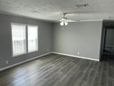 Photo 3 of 8 of home located at 10201 W Beaver St #427 Jacksonville, FL 32220