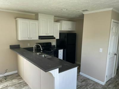 Photo 3 of 8 of home located at 10201 W Beaver St #398 Jacksonville, FL 32220