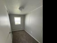 1972 Holly Park mobile Home