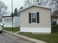 2014 Champion Homes - 1670202RA Mobile Home