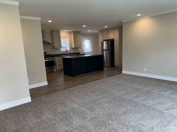 2023 Clayton - Middlebury Let it Be Mobile Home